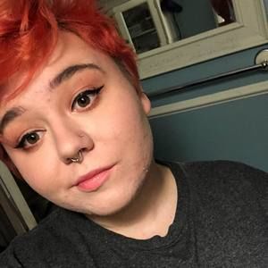 Meet your Posher, Angelique